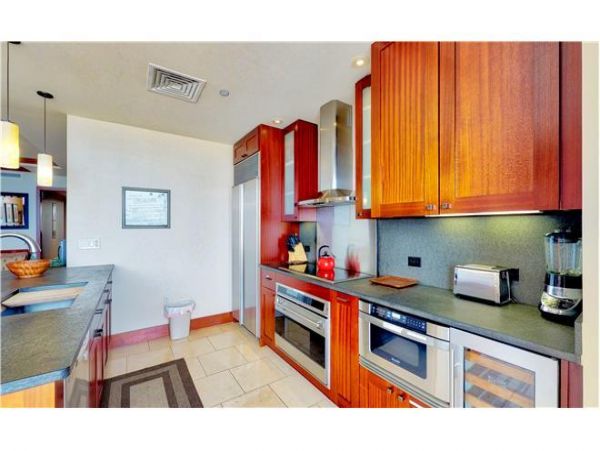 Kapolei Condo 983456