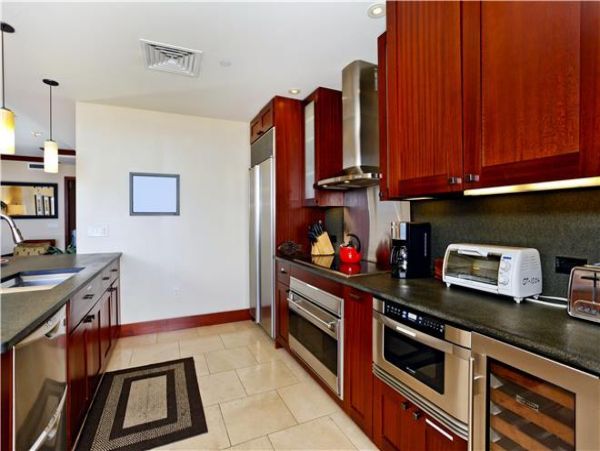 Kapolei Condo 983456