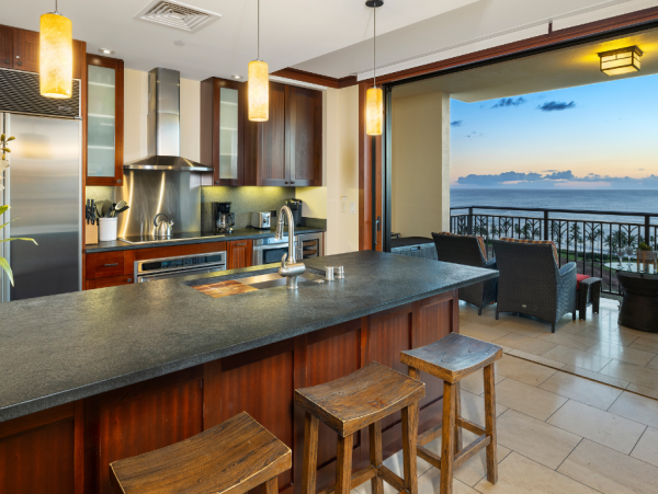 Luxury Vacation Rental with Ocean Views in Kapolei