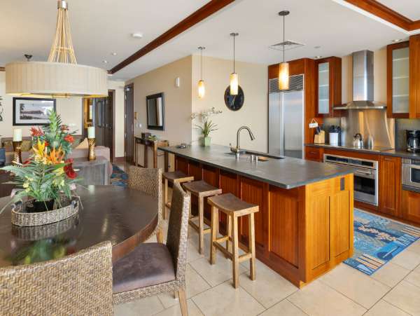 Luxury Vacation Rental with Ocean Views in Kapolei