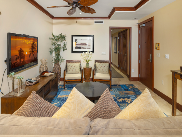 Luxury Vacation Rental with Ocean Views in Kapolei