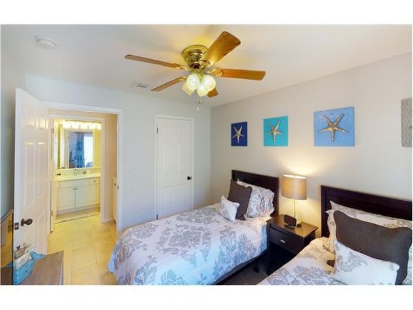 Kapolei Condo 983470