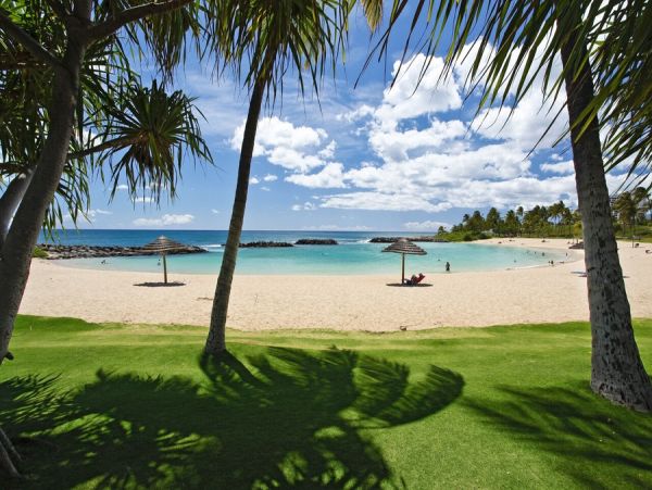 Luxury Kapolei Vacation Rental with Ocean Views and Pools