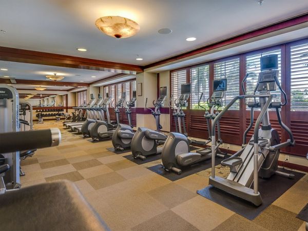 Luxury Kapolei Vacation Rental with Ocean Views and Pools
