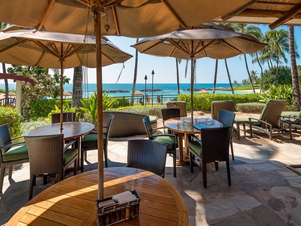 Luxury Kapolei Vacation Rental with Ocean Views and Pools