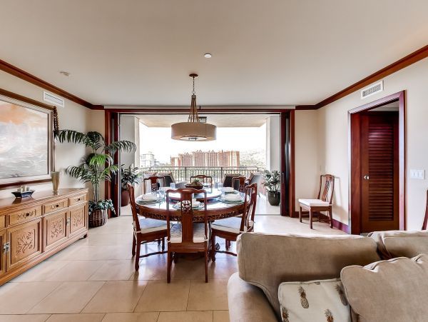 Luxury Kapolei Vacation Rental with Ocean Views and Pools