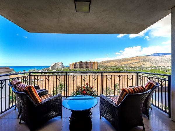 Luxury Kapolei Vacation Rental with Ocean Views and Pools
