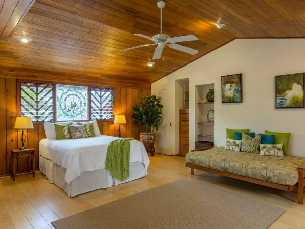 On Beach Lahaina Vacation Home Three Bedroom