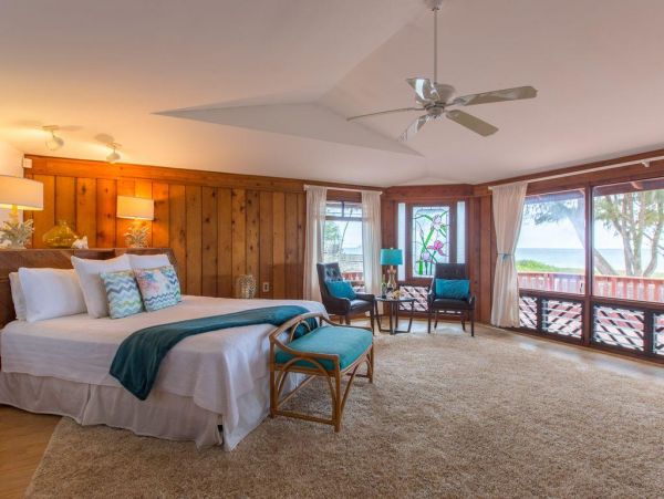 On Beach Lahaina Vacation Home Three Bedroom