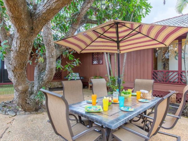 On Beach Lahaina Vacation Home Three Bedroom