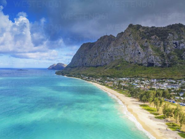 On Beach Lahaina Vacation Home Three Bedroom