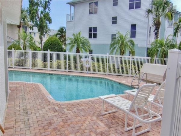 Indian Rocks Indian Shores Condo 983506