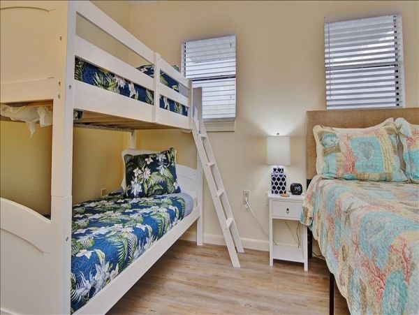 Indian Rocks Indian Shores Condo 983506