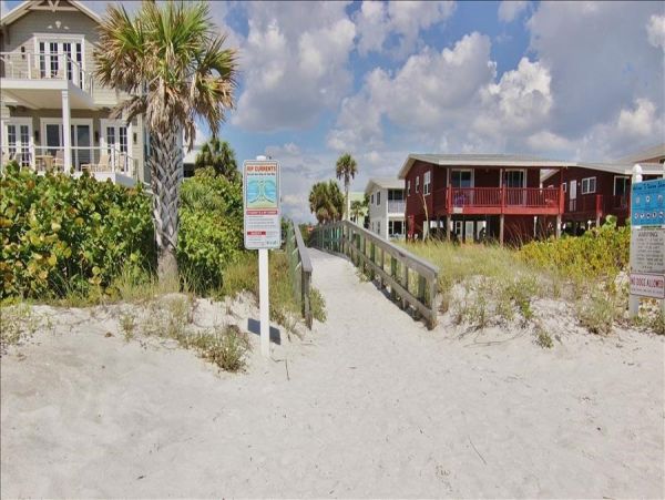 Indian Rocks Indian Shores Condo 983506