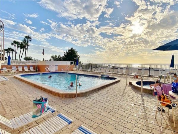 Indian Rocks Indian Shores Condo 983509