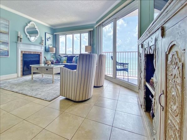Beachfront Lovely Stunning Gulf Views