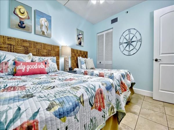 Beachfront Lovely Stunning Gulf Views