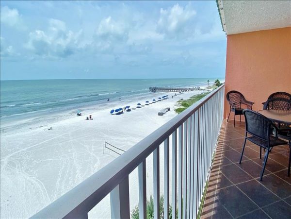 Beachfront Lovely Stunning Gulf Views