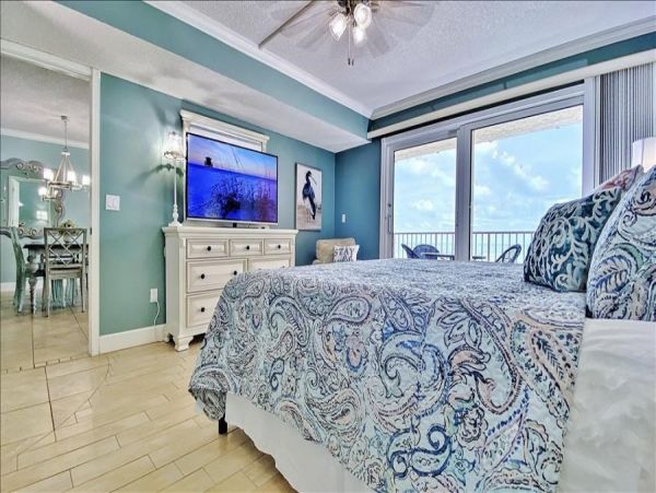 Beachfront Lovely Stunning Gulf Views