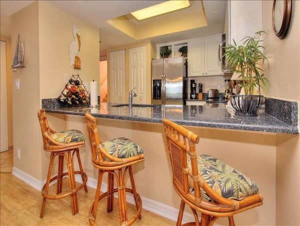 1 Bedroom Condo with Gulfview balcony & beachfront heated pool & spa