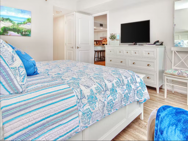 Indian Shores Vacation Condo 3 Bedroom, Beach Access & Pool