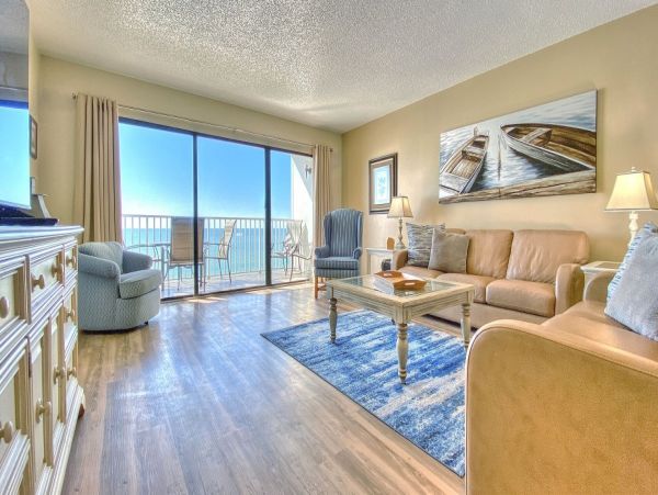 BEACHFRONT 2 BEDROOM CONDO WITH FULL GULF VIEW!