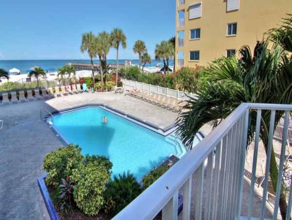 BEACHFRONT 2 BEDROOM CONDO WITH FULL GULF VIEW!