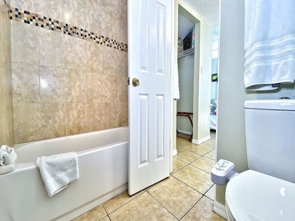 BEACHFRONT 2 BEDROOM CONDO WITH FULL GULF VIEW!