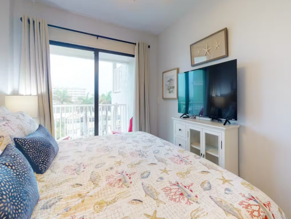 Relax at Indian Shores Condo with Balconies and Ocean Views