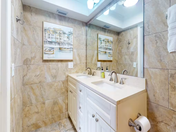 Relax at Indian Shores Condo with Balconies and Ocean Views