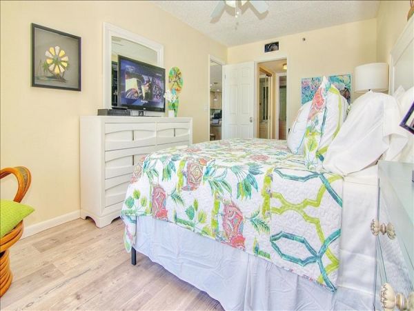 Indian Shores Ai Condo 983525
