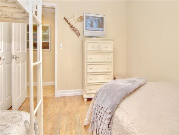Indian Rocks Indian Shores Condo 983527