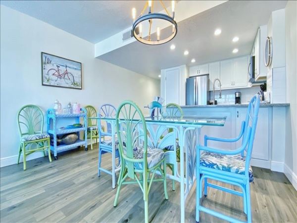 Beachfront condo with brilliant views