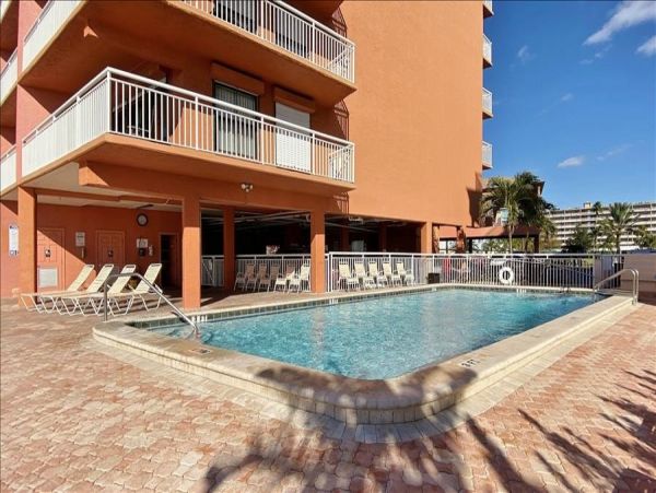 Beachfront condo with brilliant views