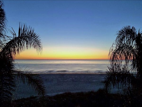 Beachfront condo with brilliant views