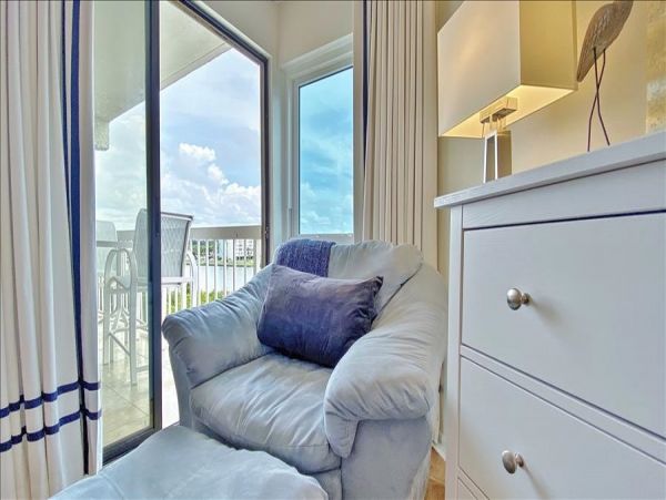 Indian Shores Ai Condo 983530