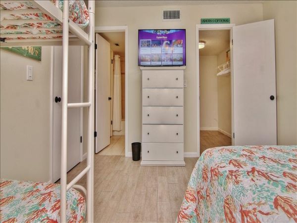 Indian Rocks Indian Shores Condo 983532