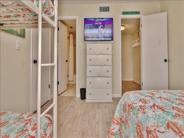 Indian Rocks Indian Shores Condo 983532