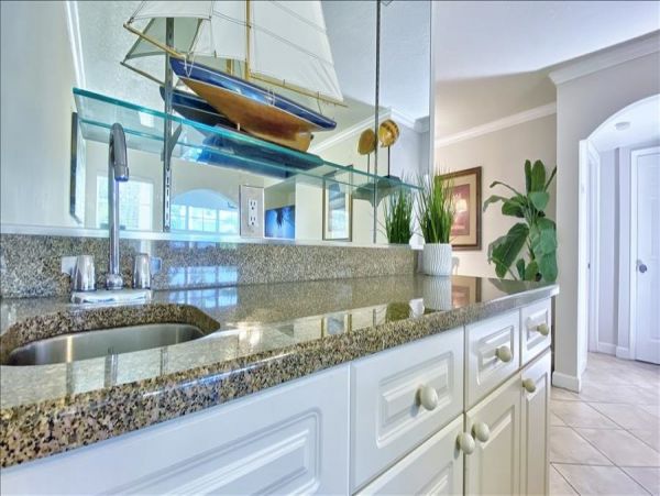 Indian Shores Ai Condo 983535