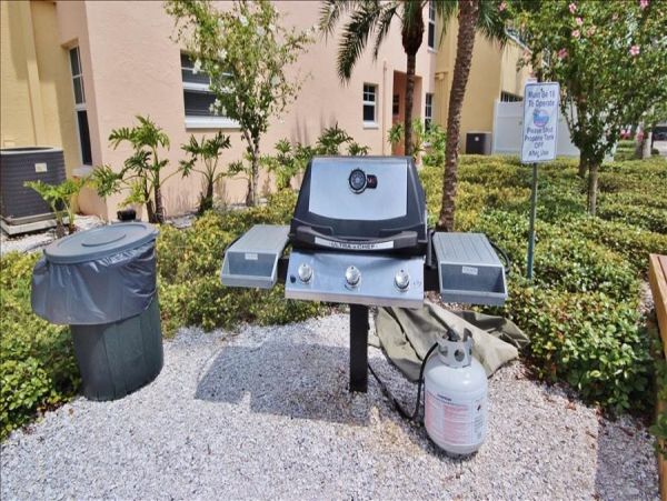 Upscale 1st floor condo with private entrance , patio, pool, washer, dryer & A/C