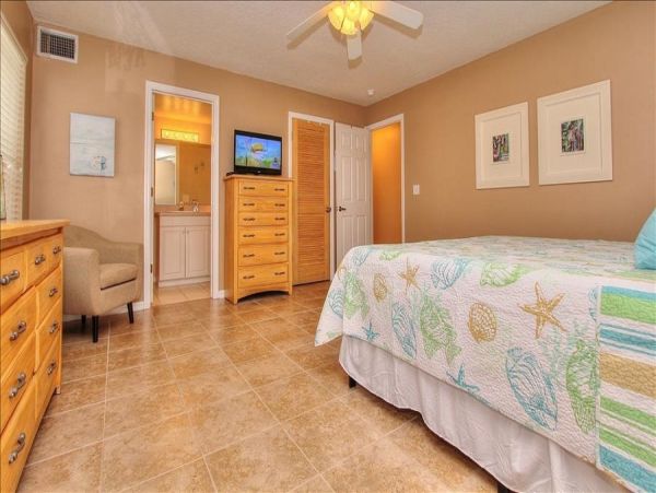 Indian Shores Ai Condo 983537