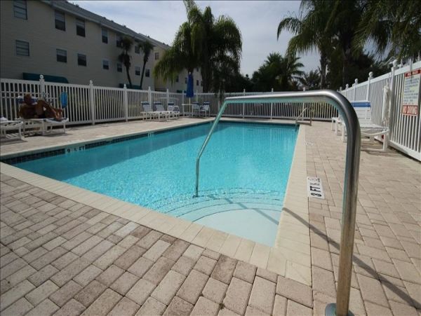 Indian Shores Ai Condo 983537