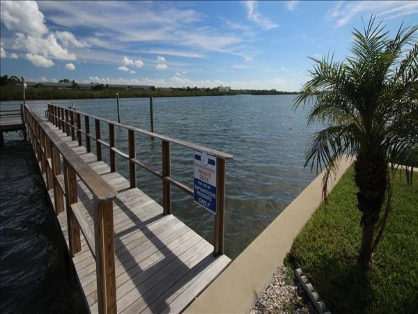 Indian Shores Ai Condo 983537