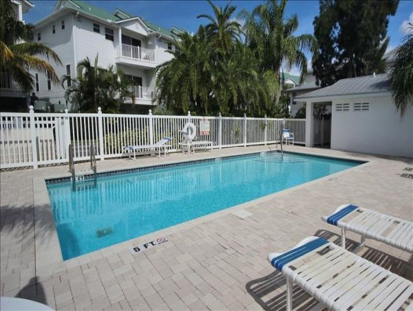 Indian Shores Ai Condo 983537