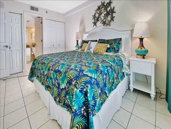 Indian Rocks beachfront Condo Gulf Views