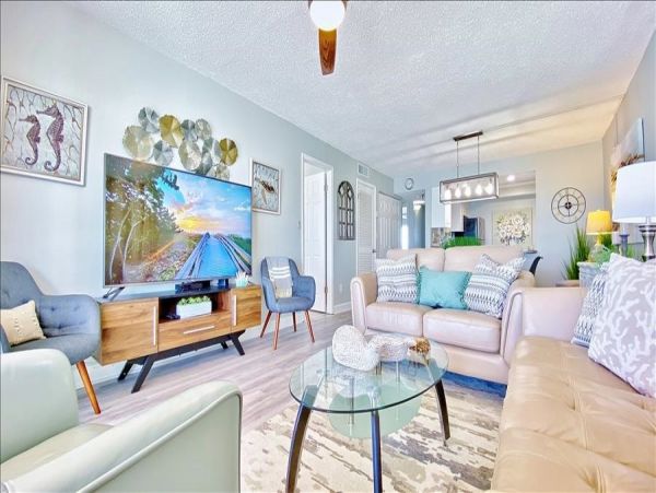 Indian Shores Beachfront Vacation Rental 3-Bedroom Florida Gulf Coast Condo