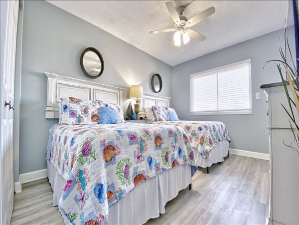 Indian Shores Beachfront Vacation Rental 3-Bedroom Florida Gulf Coast Condo