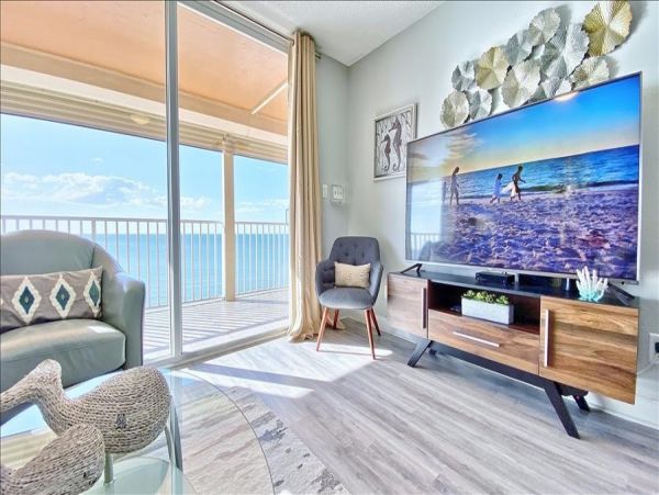 Indian Shores Beachfront Vacation Rental 3-Bedroom Florida Gulf Coast Condo