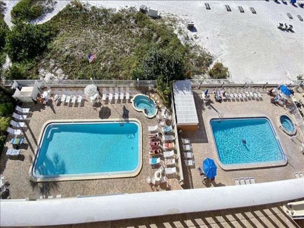 Indian Shores Beachfront Vacation Rental 3-Bedroom Florida Gulf Coast Condo