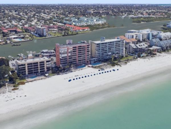 Beachside Oasis Lovely Residence Indian Shores